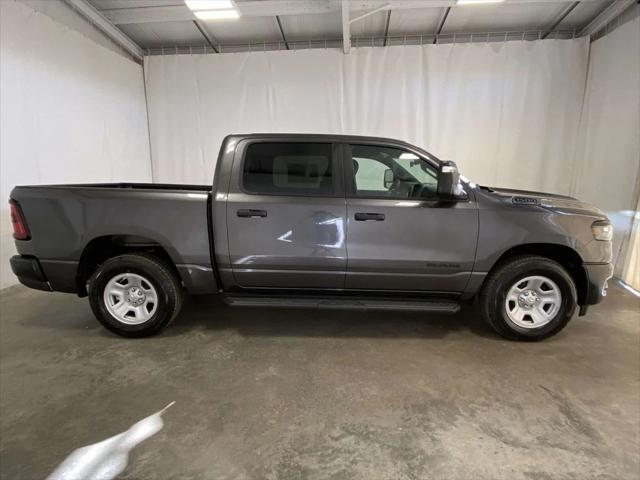 2026 RAM Ram 1500 RAM 1500 TRADESMAN CREW CAB 4X2 57 BOX