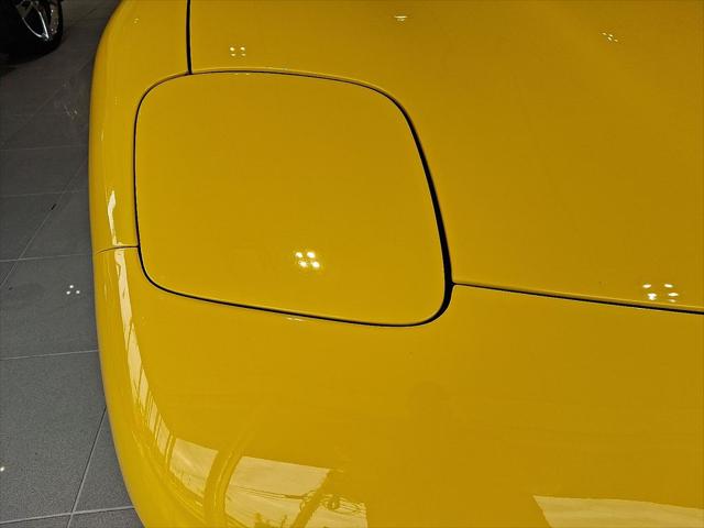 2002 Chevrolet Corvette 2dr Convertible