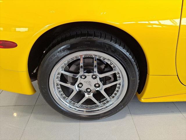 2002 Chevrolet Corvette 2dr Convertible