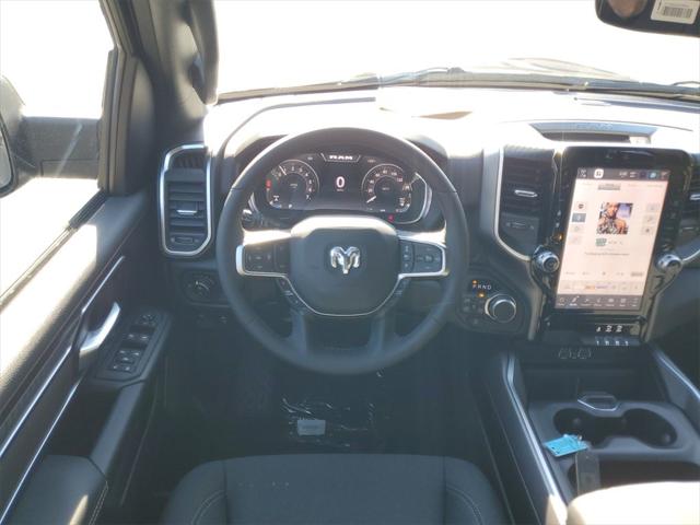 2026 Ram 1500 Big Horn Crew Cab 4x4 5'7" Box