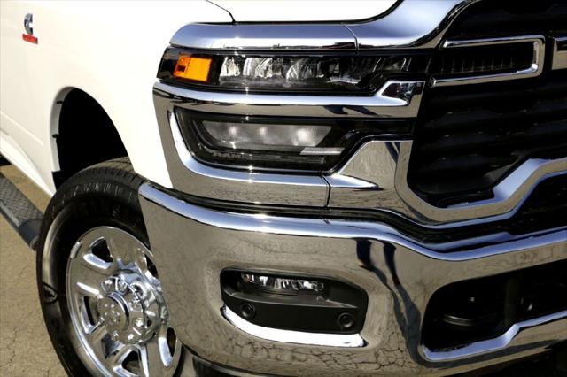2026 RAM Ram 2500 RAM 2500 TRADESMAN CREW CAB 4X4 64 BOX