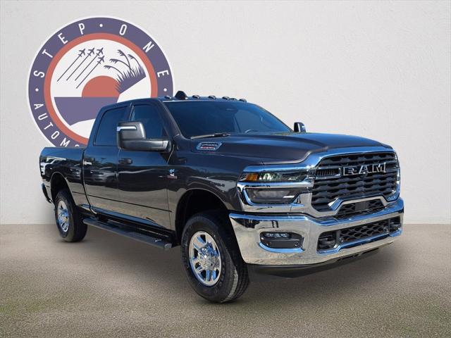 2026 RAM Ram 2500 RAM 2500 TRADESMAN CREW CAB 4X4 64 BOX