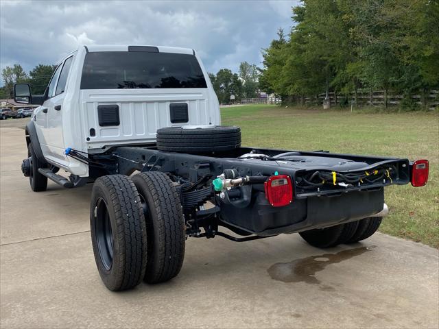 2026 RAM Ram 5500 Chassis Cab RAM 5500 TRADESMAN CHASSIS CREW CAB 4X4 84 CA