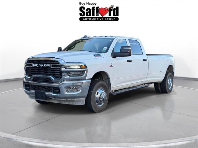 2026 RAM Ram 3500 RAM 3500 TRADESMAN CREW CAB 4X4 8 BOX