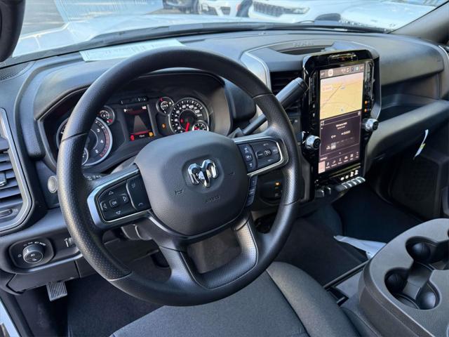 2026 RAM Ram 3500 RAM 3500 TRADESMAN CREW CAB 4X4 8 BOX