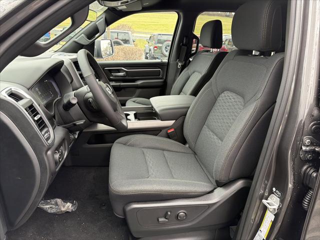 2026 Ram 1500 Big Horn Crew Cab 4x4 5'7" Box