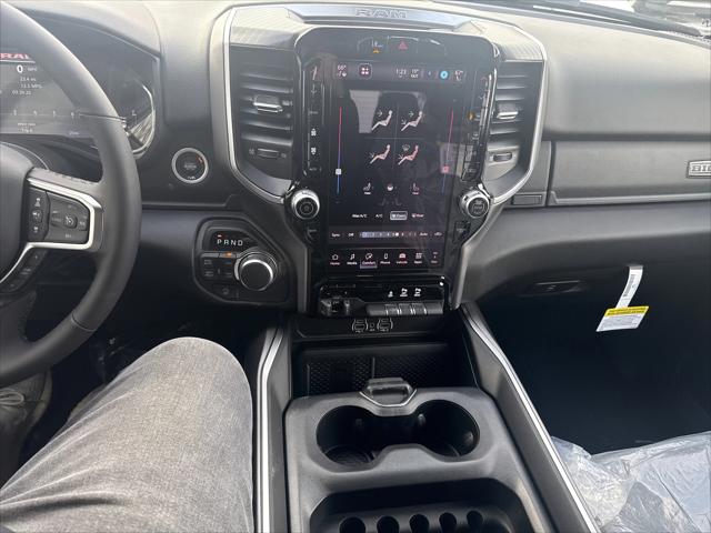 2026 Ram 1500 Big Horn Crew Cab 4x4 5'7" Box