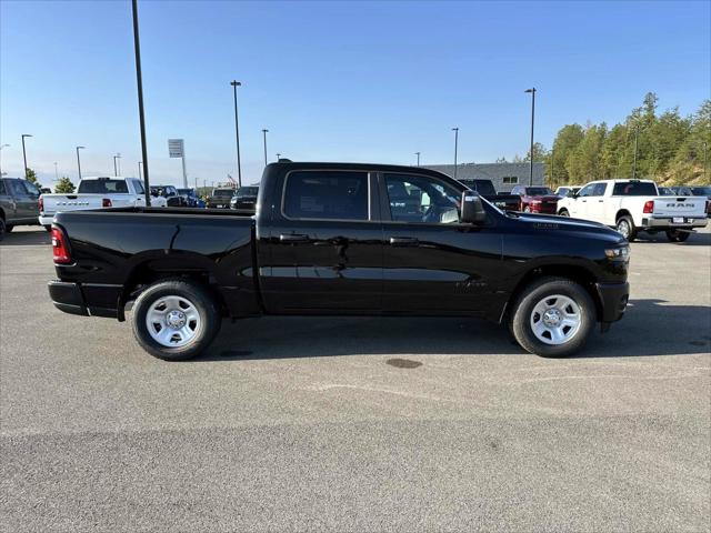 2026 Ram 1500 Tradesman Crew Cab 4x4 5'7" Box