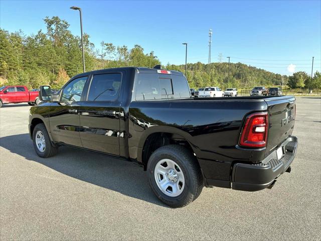 2026 Ram 1500 Tradesman Crew Cab 4x4 5'7" Box