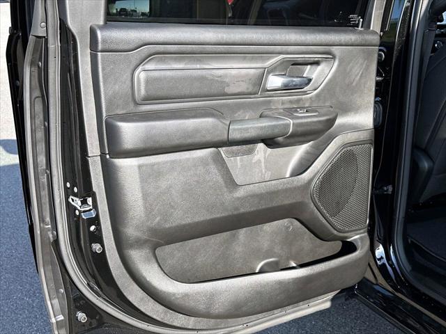 2026 Ram 1500 Tradesman Crew Cab 4x4 5'7" Box