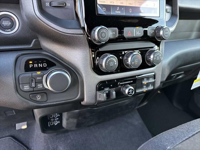 2026 Ram 1500 Tradesman Crew Cab 4x4 5'7" Box
