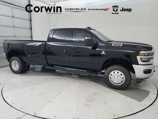 2026 RAM Ram 3500 RAM 3500 TRADESMAN CREW CAB 4X4 8 BOX