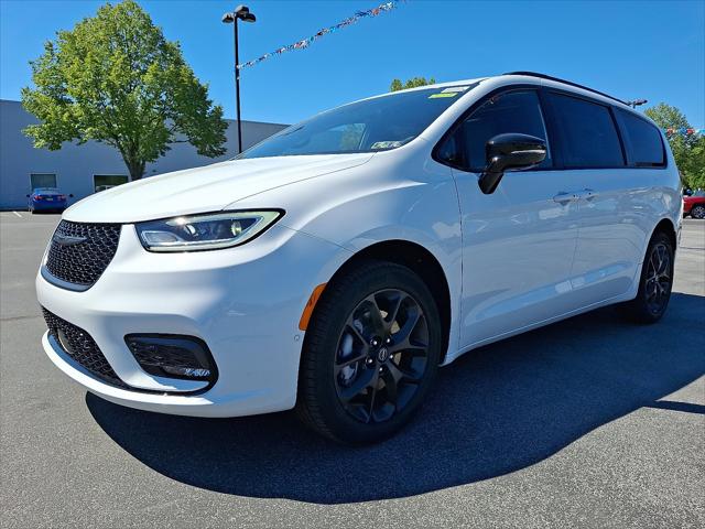 2026 Chrysler Pacifica PACIFICA LIMITED AWD