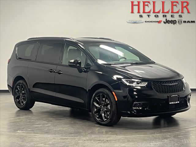 2026 Chrysler Pacifica PACIFICA LIMITED AWD