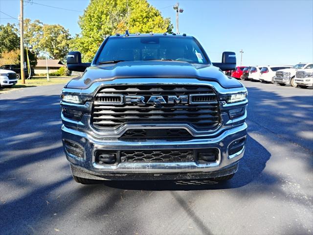 2026 RAM Ram 2500 RAM 2500 TRADESMAN CREW CAB 4X4 64 BOX