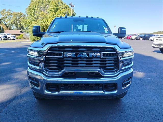 2026 RAM Ram 2500 RAM 2500 TRADESMAN CREW CAB 4X4 64 BOX