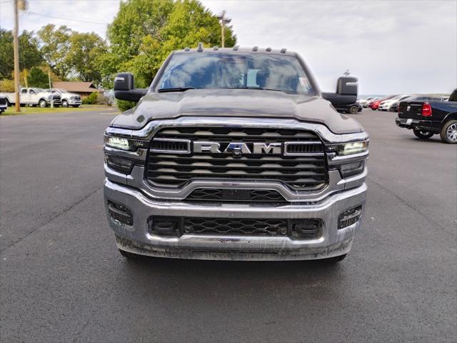 2026 RAM Ram 2500 RAM 2500 TRADESMAN CREW CAB 4X4 64 BOX 2026 RAM Ram 2500 RAM 2500 TRADESMAN CREW CAB 4X4 64 BOX