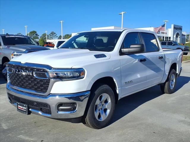 2026 RAM Ram 1500 RAM 1500 TRADESMAN CREW CAB 4X2 57 BOX