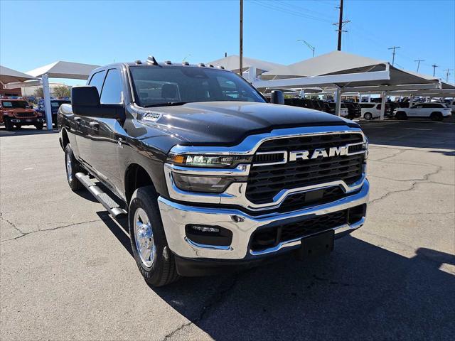 2026 RAM Ram 2500 RAM 2500 TRADESMAN CREW CAB 4X4 64 BOX 2026 RAM Ram 2500 RAM 2500 TRADESMAN CREW CAB 4X4 64 BOX