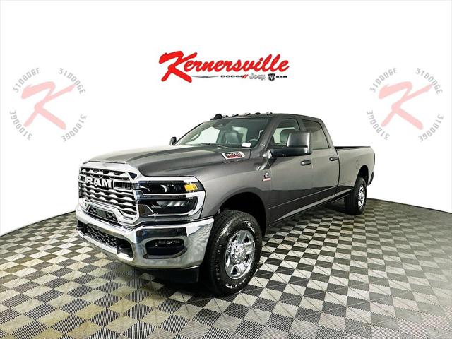 2026 RAM Ram 3500 RAM 3500 TRADESMAN CREW CAB 4X4 8 BOX