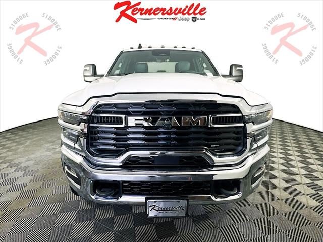 2025 RAM Ram 5500 Chassis Cab RAM 5500 TRADESMAN CHASSIS CREW CAB 4X4 84 CA 2025 RAM Ram 5500 Chassis Cab RAM 5500 TRADESMAN CHASSIS CREW CAB 4X4 84 CA