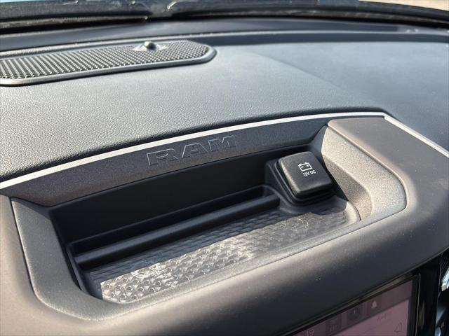 2026 Ram 1500 Tradesman Crew Cab 4x4 57 Box