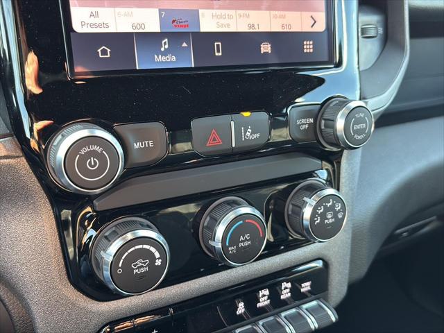 2026 Ram 1500 Tradesman Crew Cab 4x4 57 Box