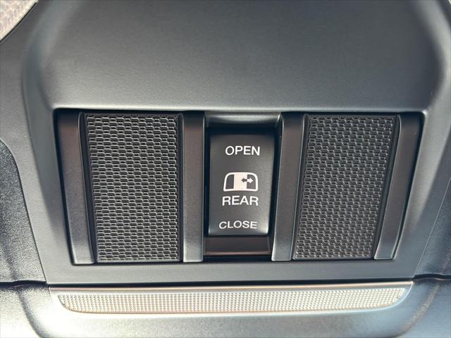 2026 Ram 1500 Tradesman Crew Cab 4x4 57 Box