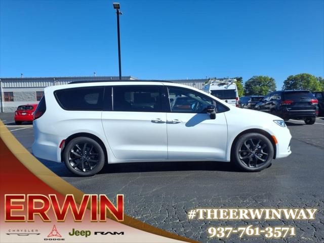 2026 Chrysler Pacifica PACIFICA LIMITED