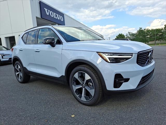 2026 Volvo XC40 Plus, B5 AWD Gas (mild hybrid), Dark for sale in Nazareth, PA