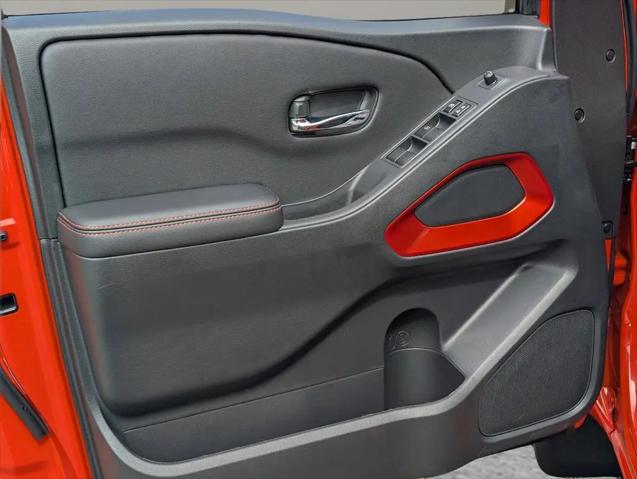 2025 Nissan Frontier Crew Cab PRO-X 4x2
