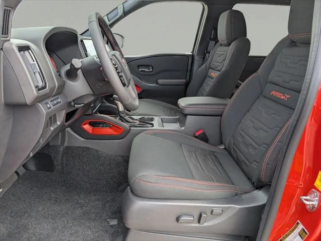 2025 Nissan Frontier Crew Cab PRO-X 4x2