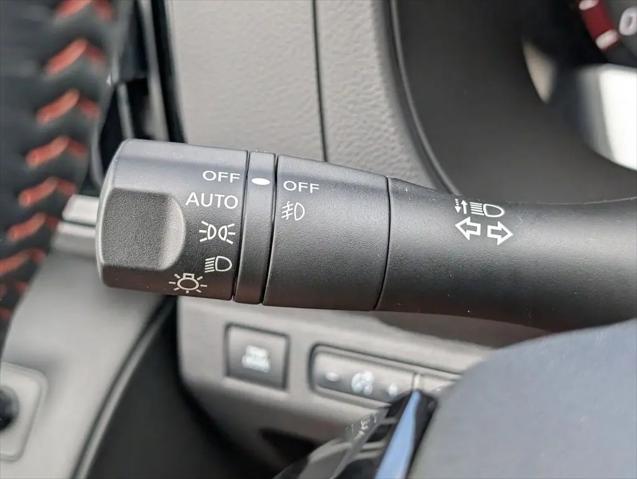2025 Nissan Frontier Crew Cab PRO-X 4x2