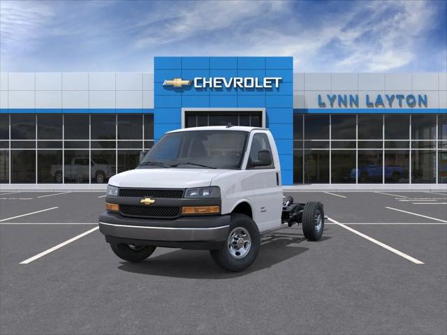 2025 Chevrolet Express Cutaway Work Van