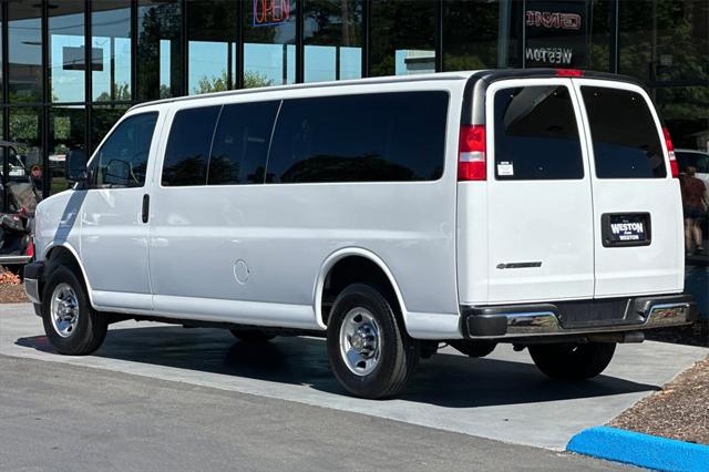 2024 Chevrolet Express Passenger RWD 3500 Extended Wheelbase LT