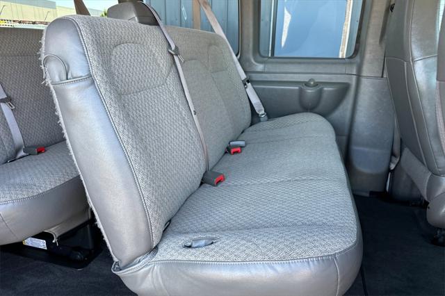 2024 Chevrolet Express Passenger RWD 3500 Extended Wheelbase LT
