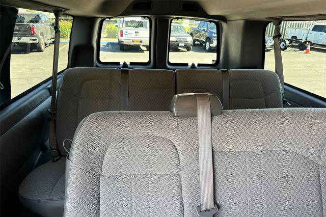 2024 Chevrolet Express Passenger RWD 3500 Extended Wheelbase LT