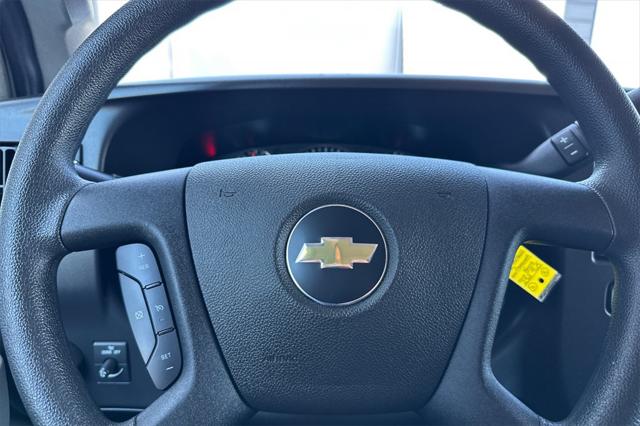 2024 Chevrolet Express Passenger RWD 3500 Extended Wheelbase LT