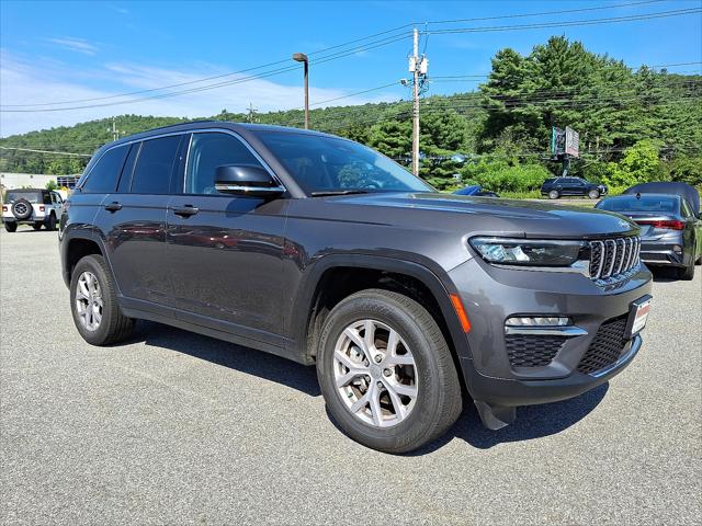2022 Jeep Grand Cherokee Limited 4x4 2022 Jeep Grand Cherokee Limited 4x4