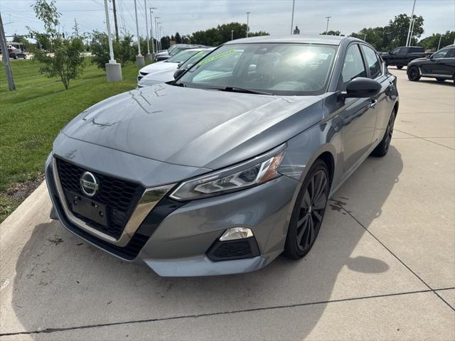 2022 Nissan Altima SR Intelligent AWD