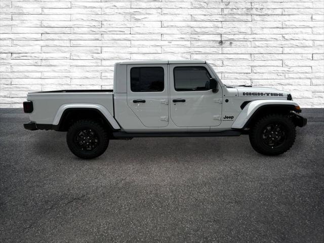 2025 Jeep Gladiator GLADIATOR HIGH TIDE 4X4