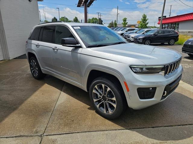 2025 Jeep Grand Cherokee GRAND CHEROKEE OVERLAND 4X4