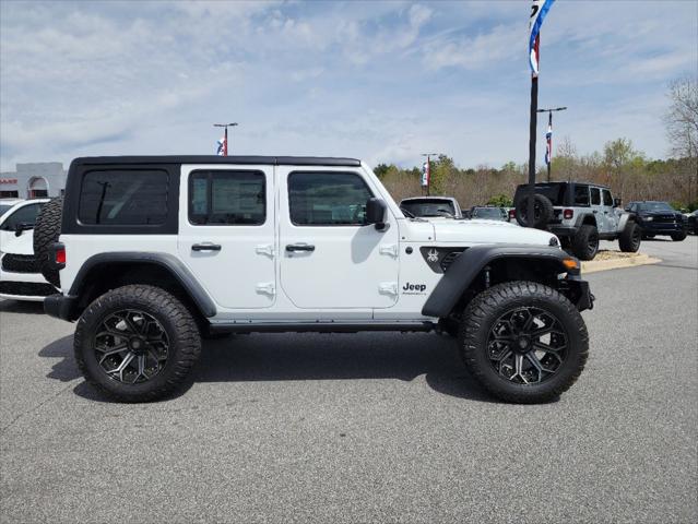2024 Jeep Wrangler 4-Door Willys 4x4