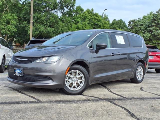 2023 Chrysler Voyager LX