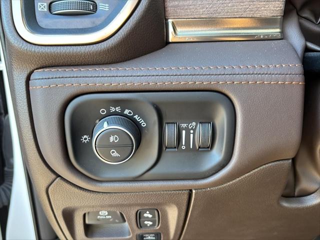 2025 Ram 1500 Limited Longhorn Crew Cab 4x4 5'7" Box