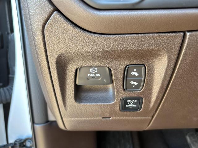 2025 Ram 1500 Limited Longhorn Crew Cab 4x4 5'7" Box