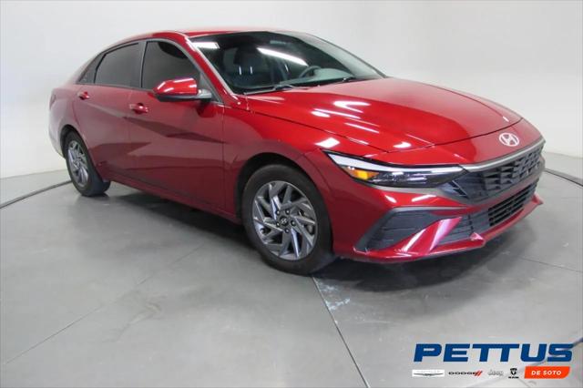 2024 Hyundai Elantra SEL 2024 Hyundai Elantra SEL