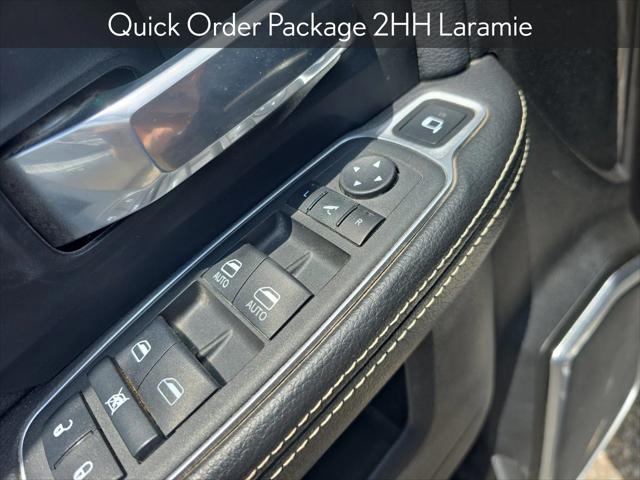 2022 RAM 2500 Laramie Crew Cab 4x4 64 Box