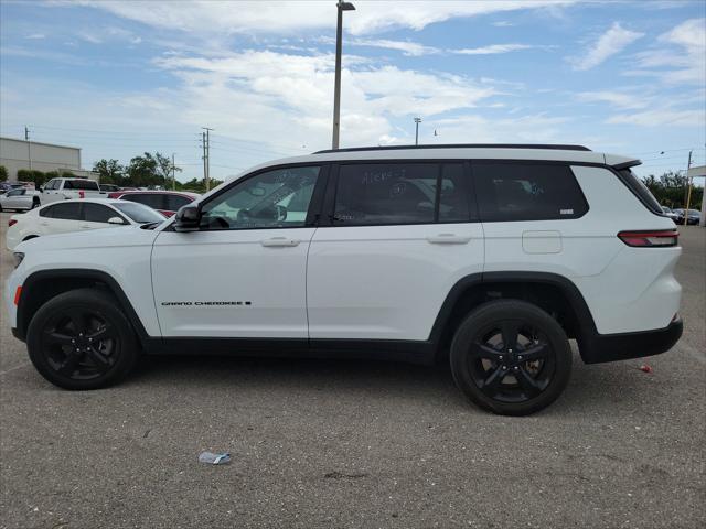 2023 Jeep Grand Cherokee L Altitude 4x4
