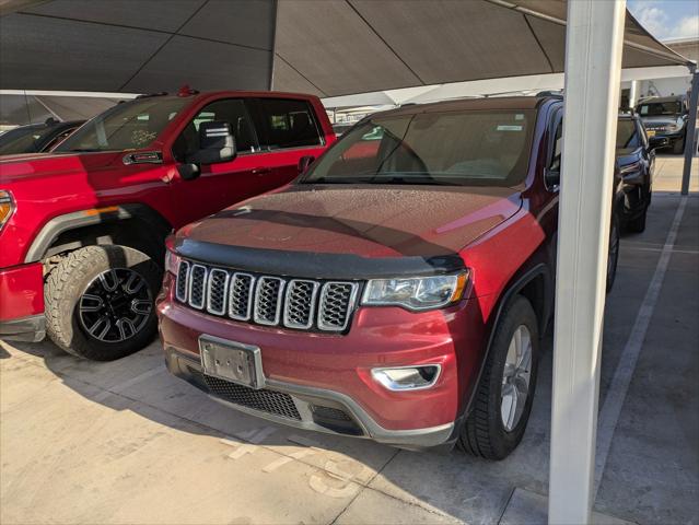 2017 Jeep Grand Cherokee Laredo 4x2